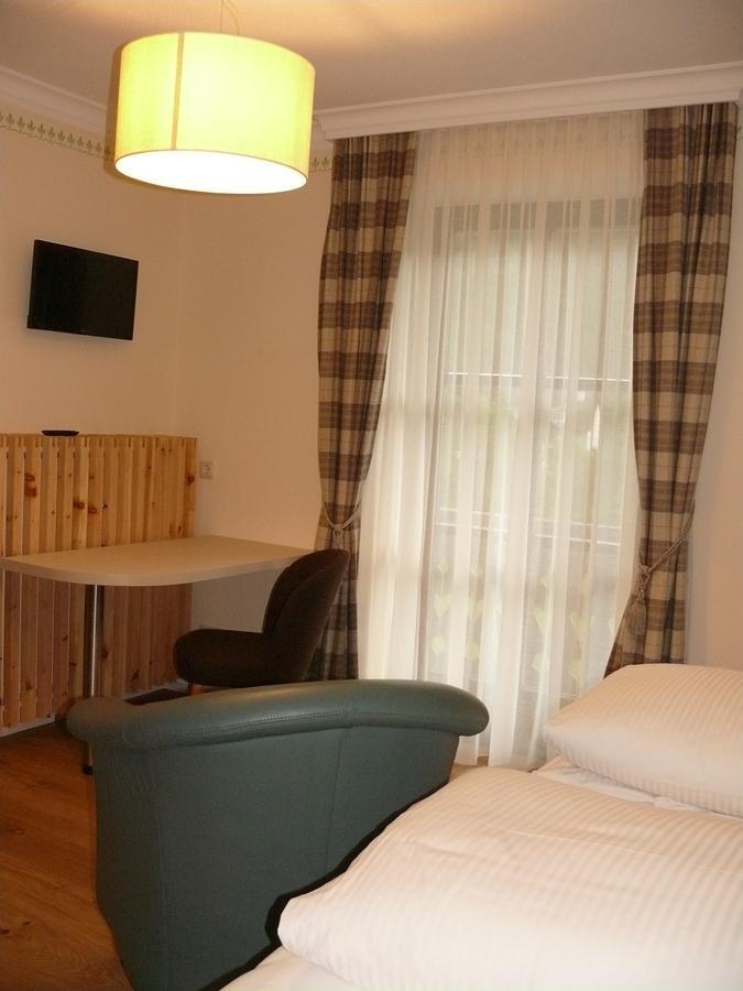 Gasthof-Pension Zur Klause Ratten Buitenkant foto